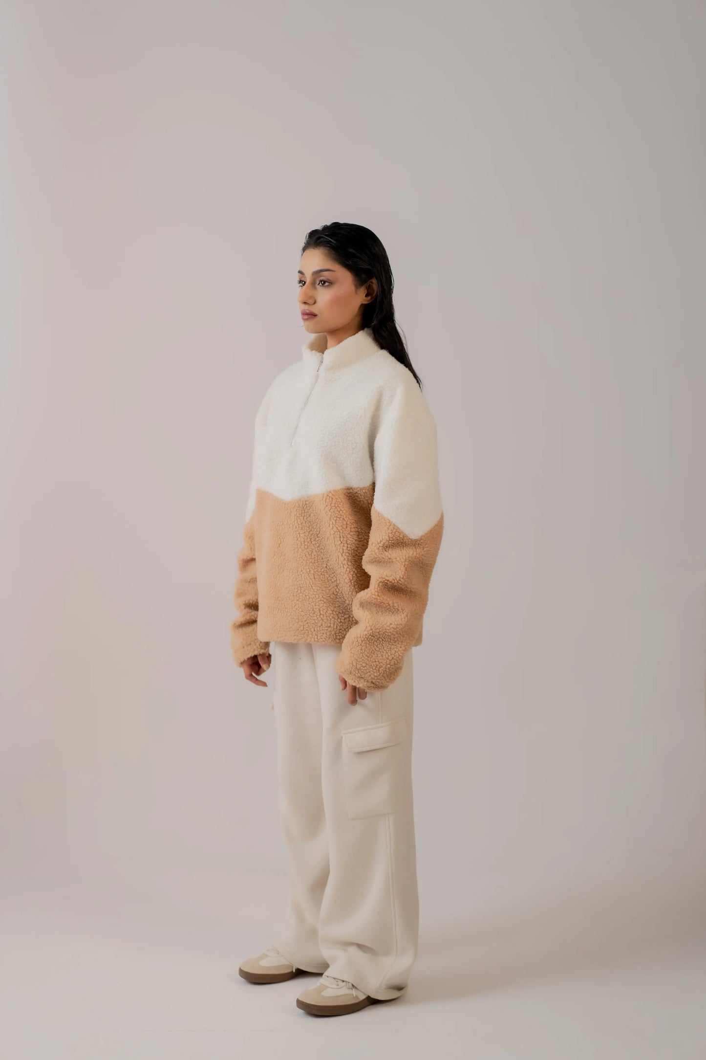 SHERPA FUR HALF ZIP WHITE & UPPER BLACK