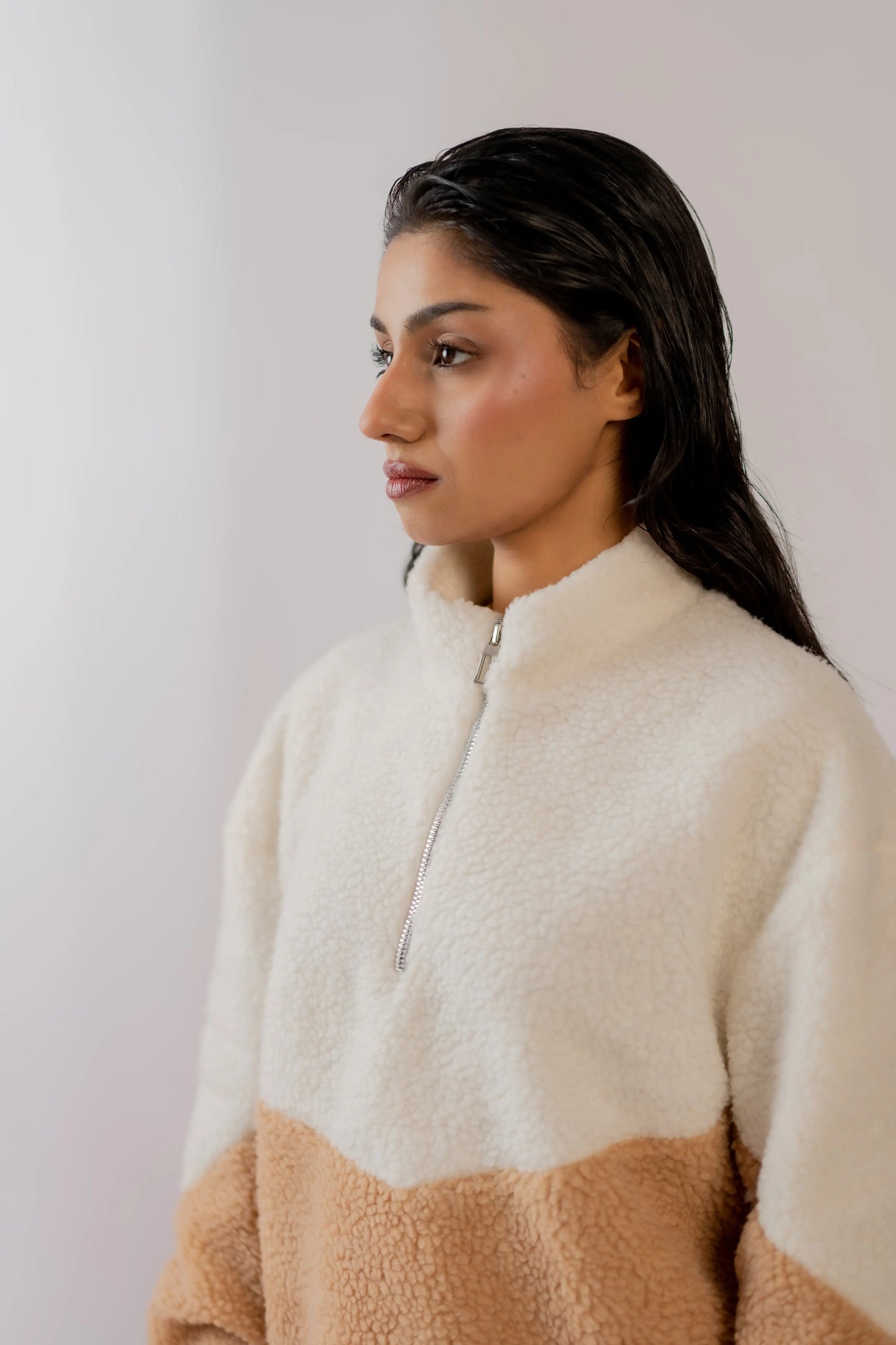SHERPA FUR HALF ZIP WHITE & UPPER COFFE