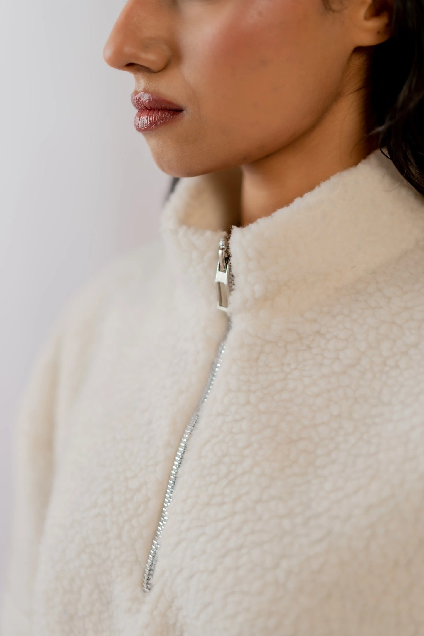 SHERPA FUR HALF ZIP WHITE & UPPER COFFE
