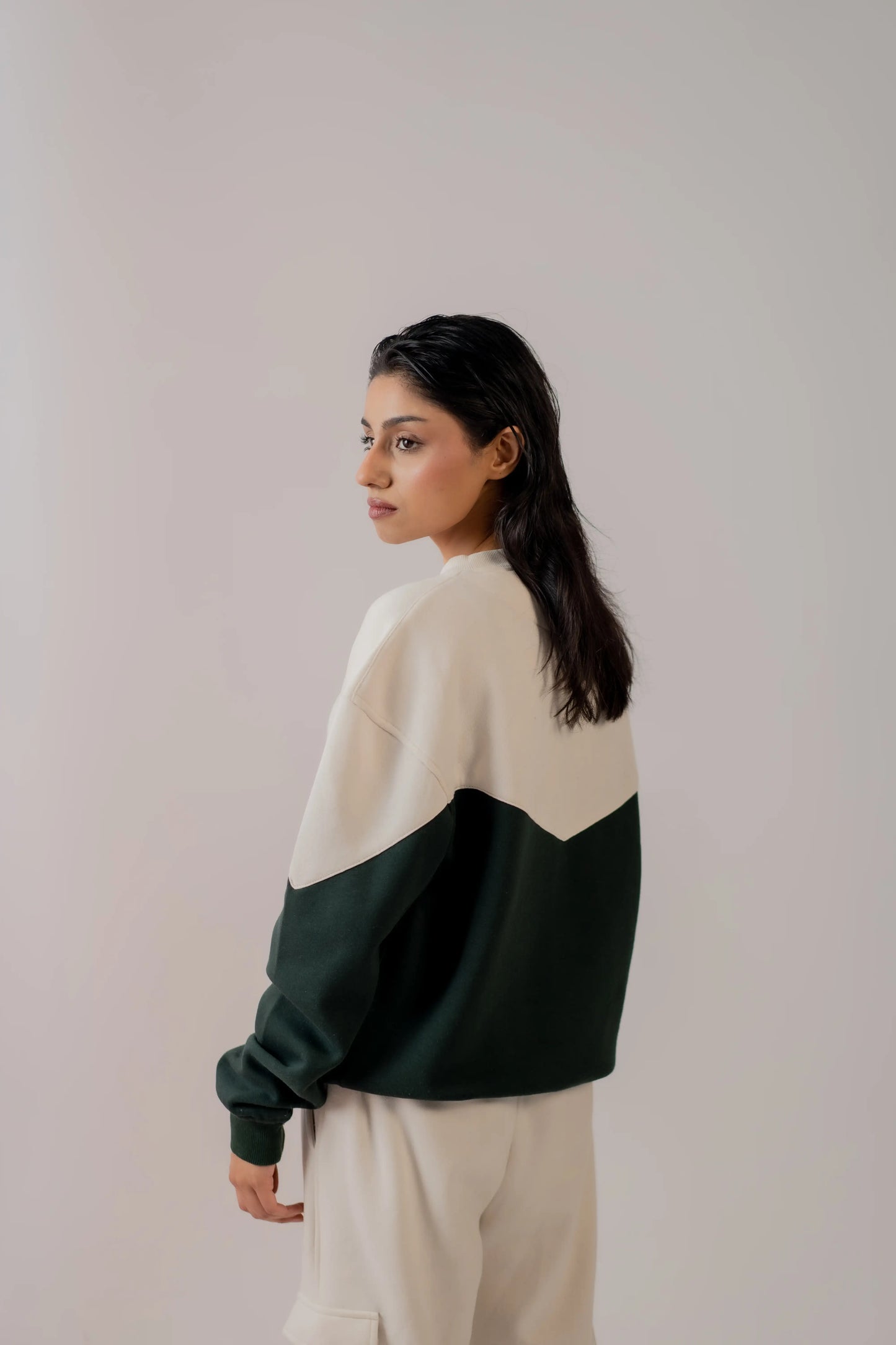 WHITE PANEL SWEATSHIRT