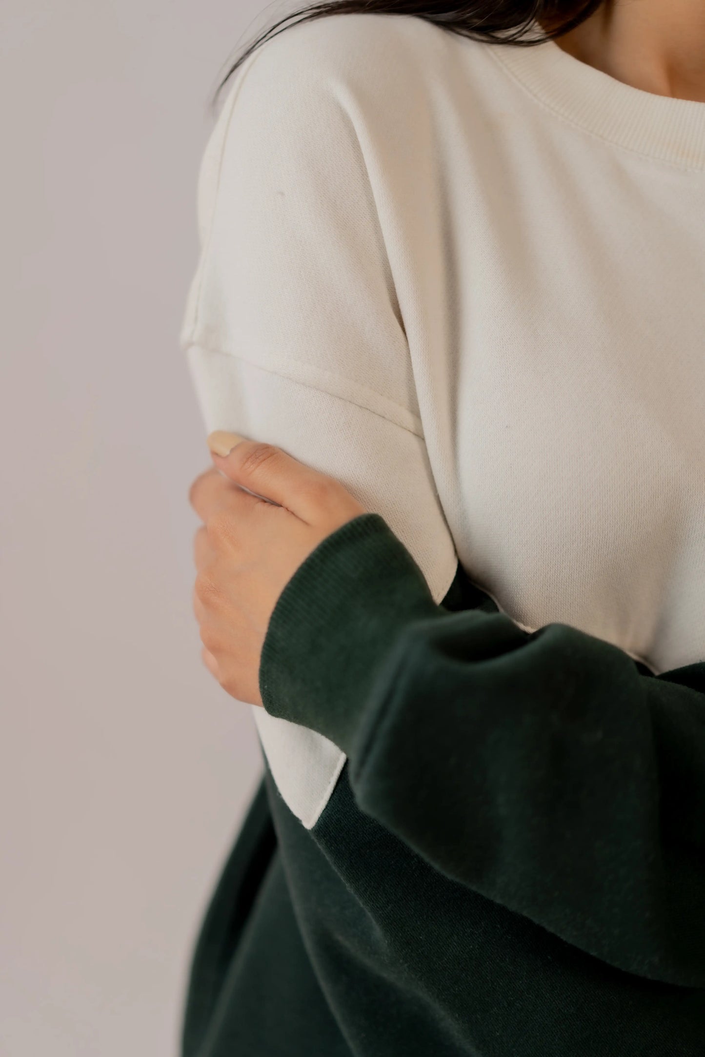 WHITE PANEL SWEATSHIRT