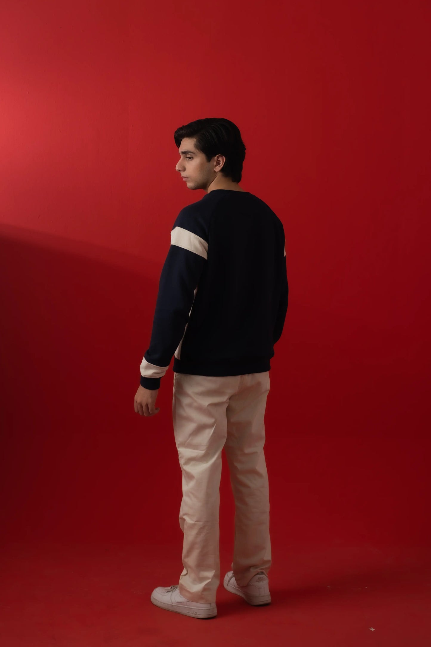 NAVY & WHITE PANEL SWEATSHIRT