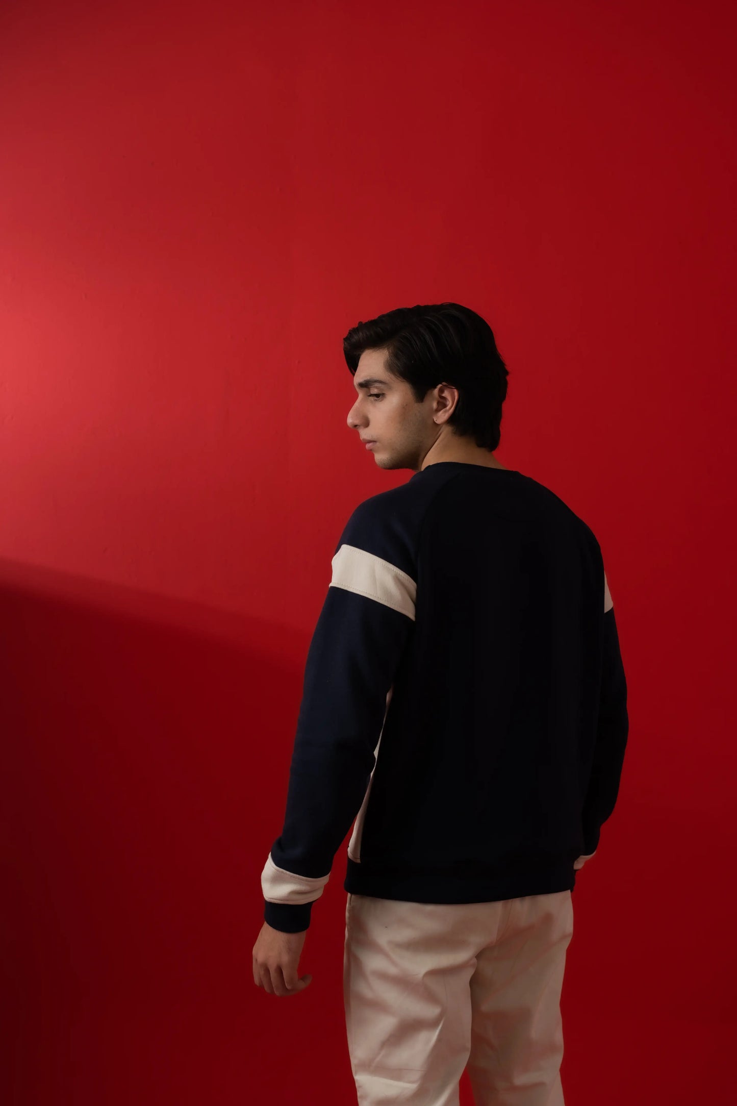 NAVY & WHITE PANEL SWEATSHIRT