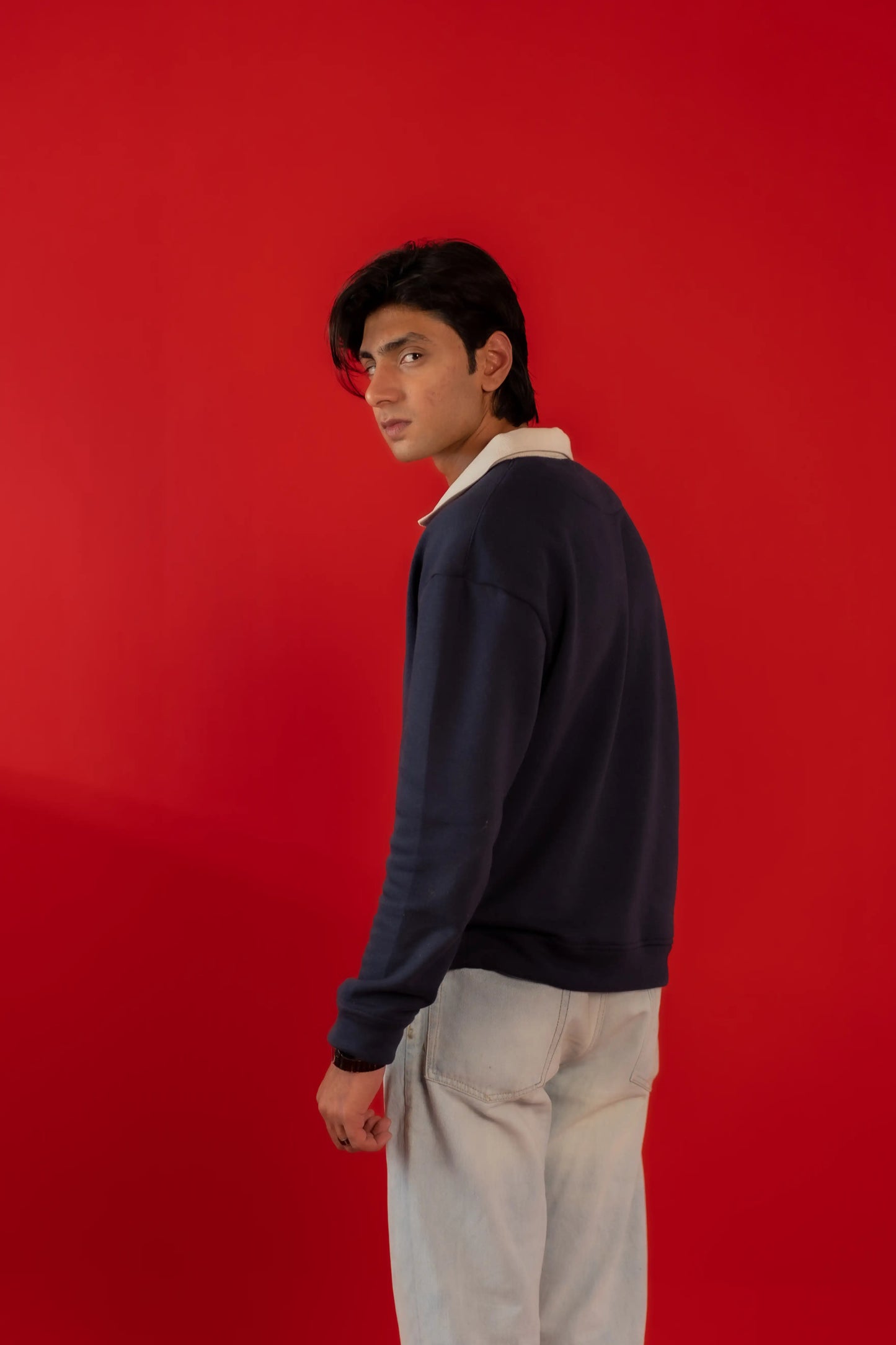 NAVY V-NEACK POLO