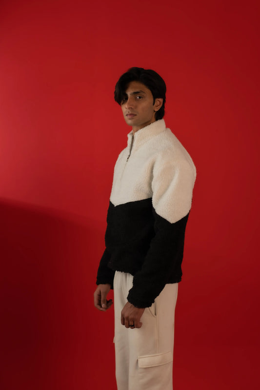 SHERPA FUR HALF ZIP WHITE & UPPER BLACK