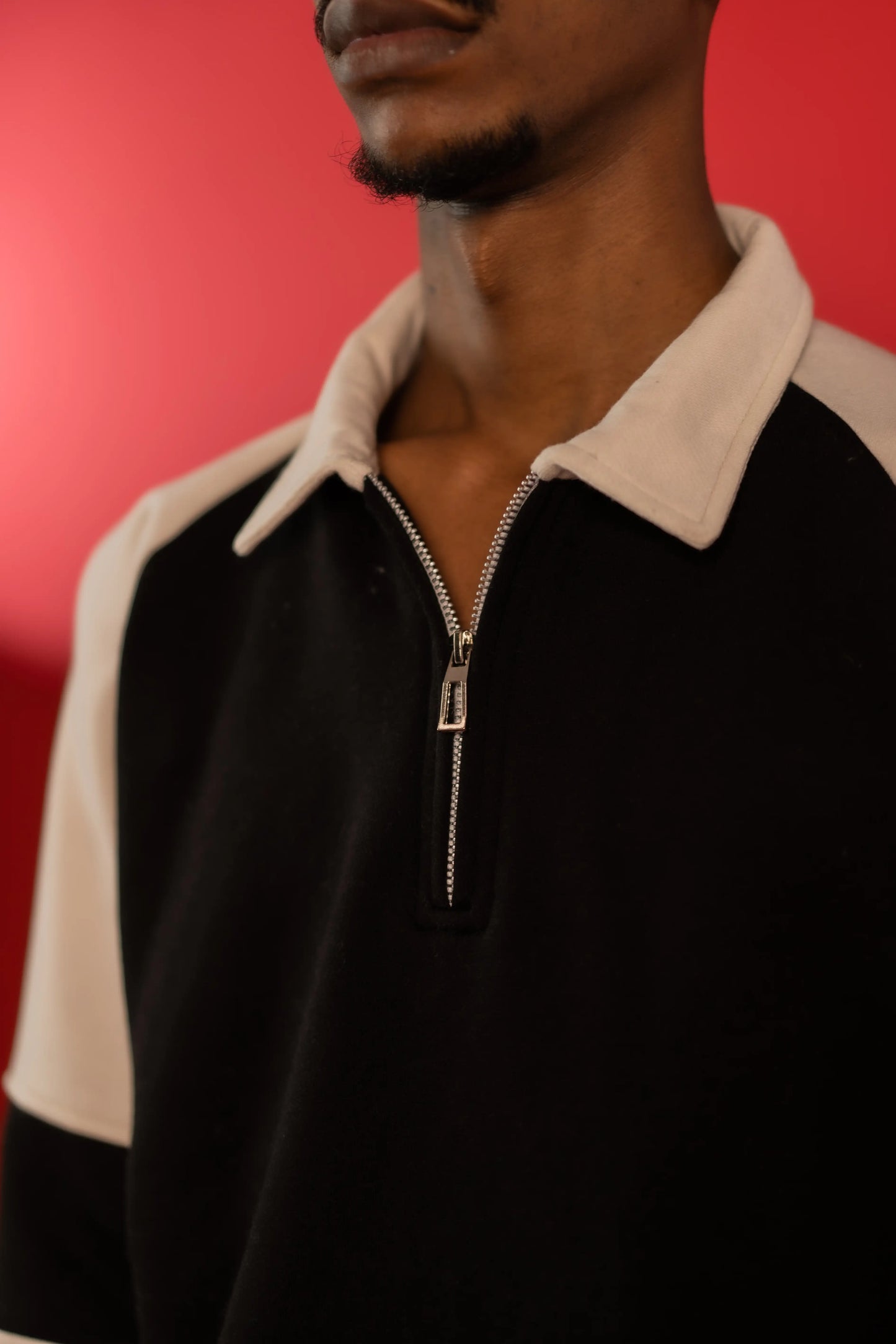 RAGLAN SLEEVES POLO ZIPPER
